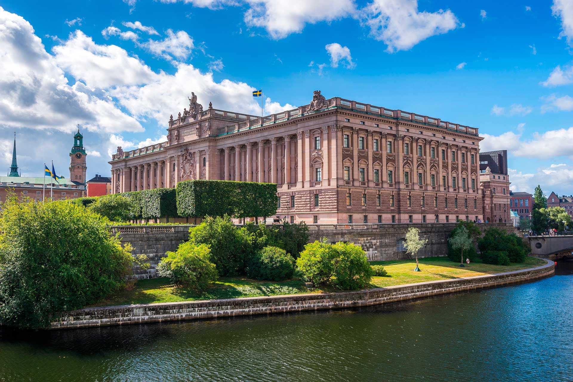 How to Obtain Swedish Citizenship