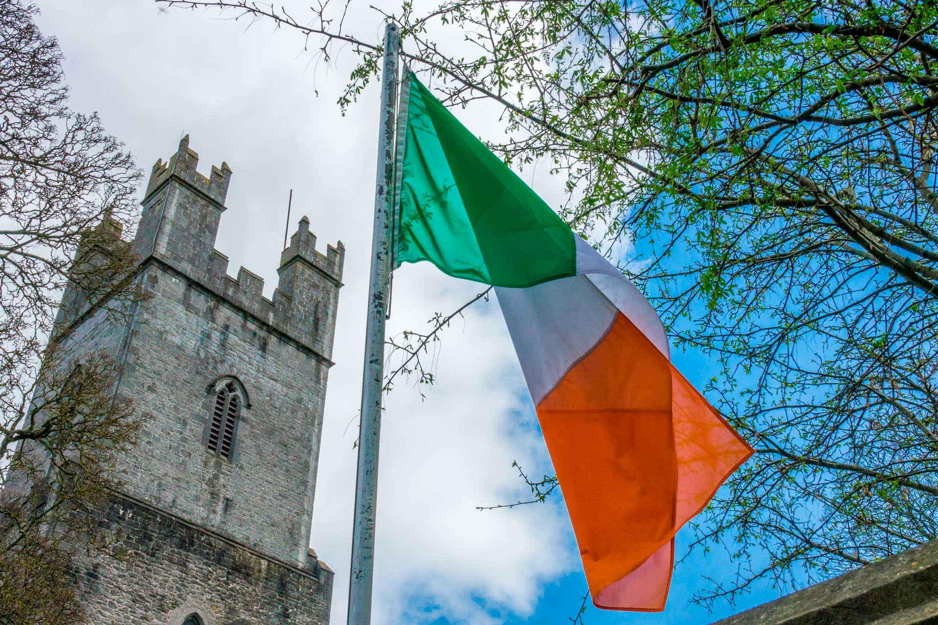 How to obtain Irish citizenship