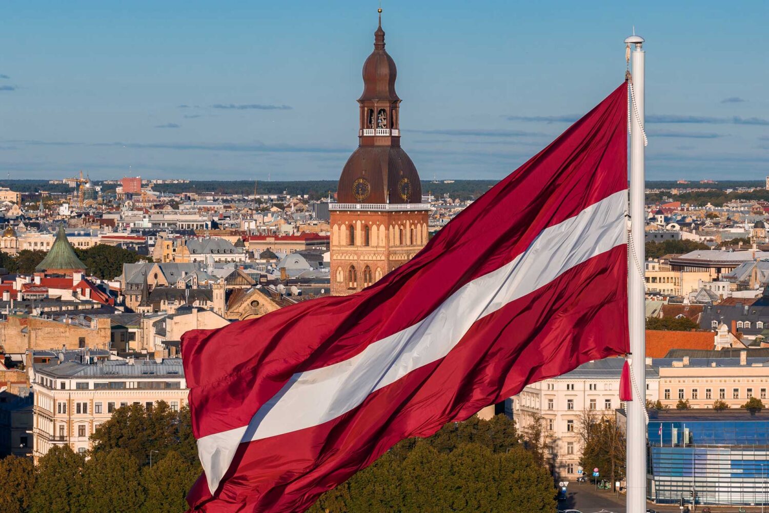 Obtaining Latvian citizenship